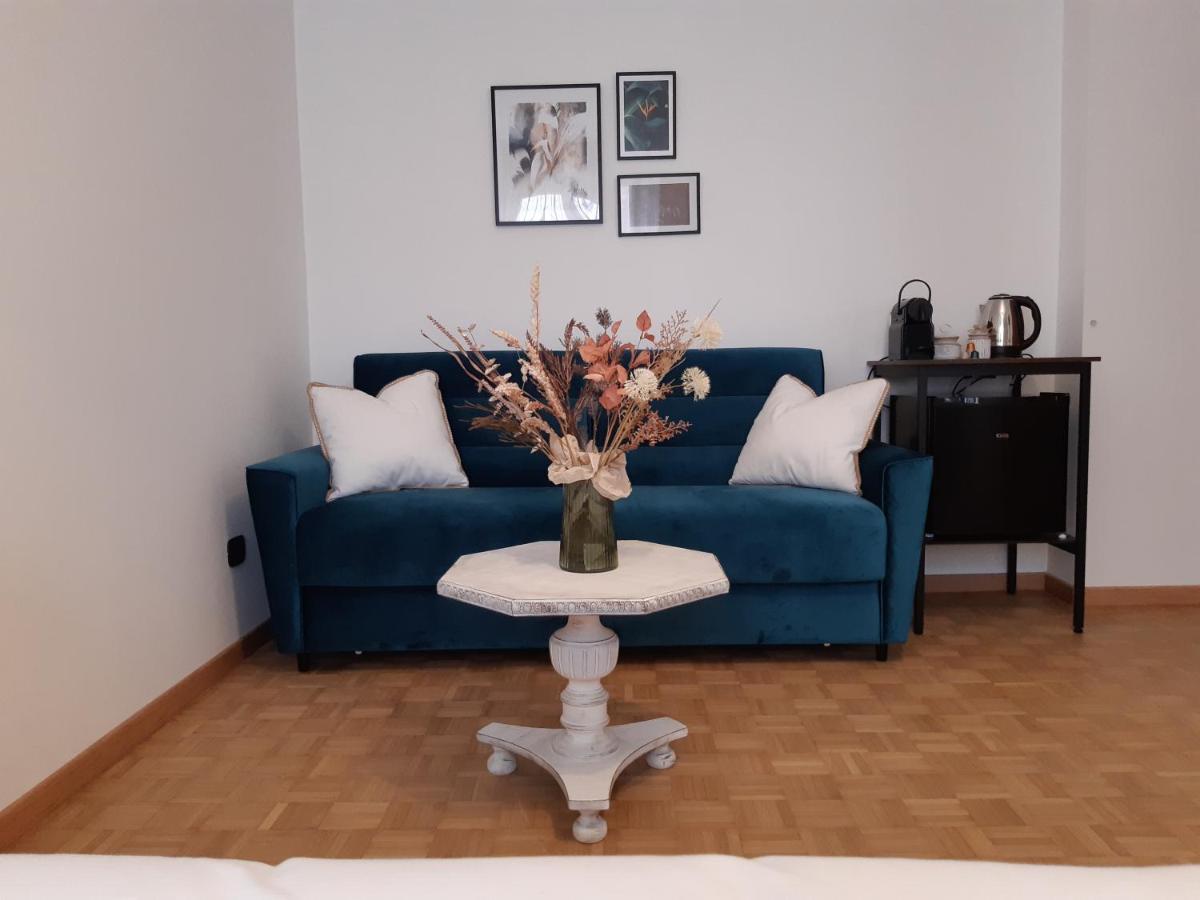 My Place In Верона Екстериор снимка