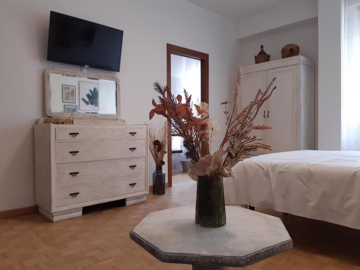 My Place In Верона Екстериор снимка